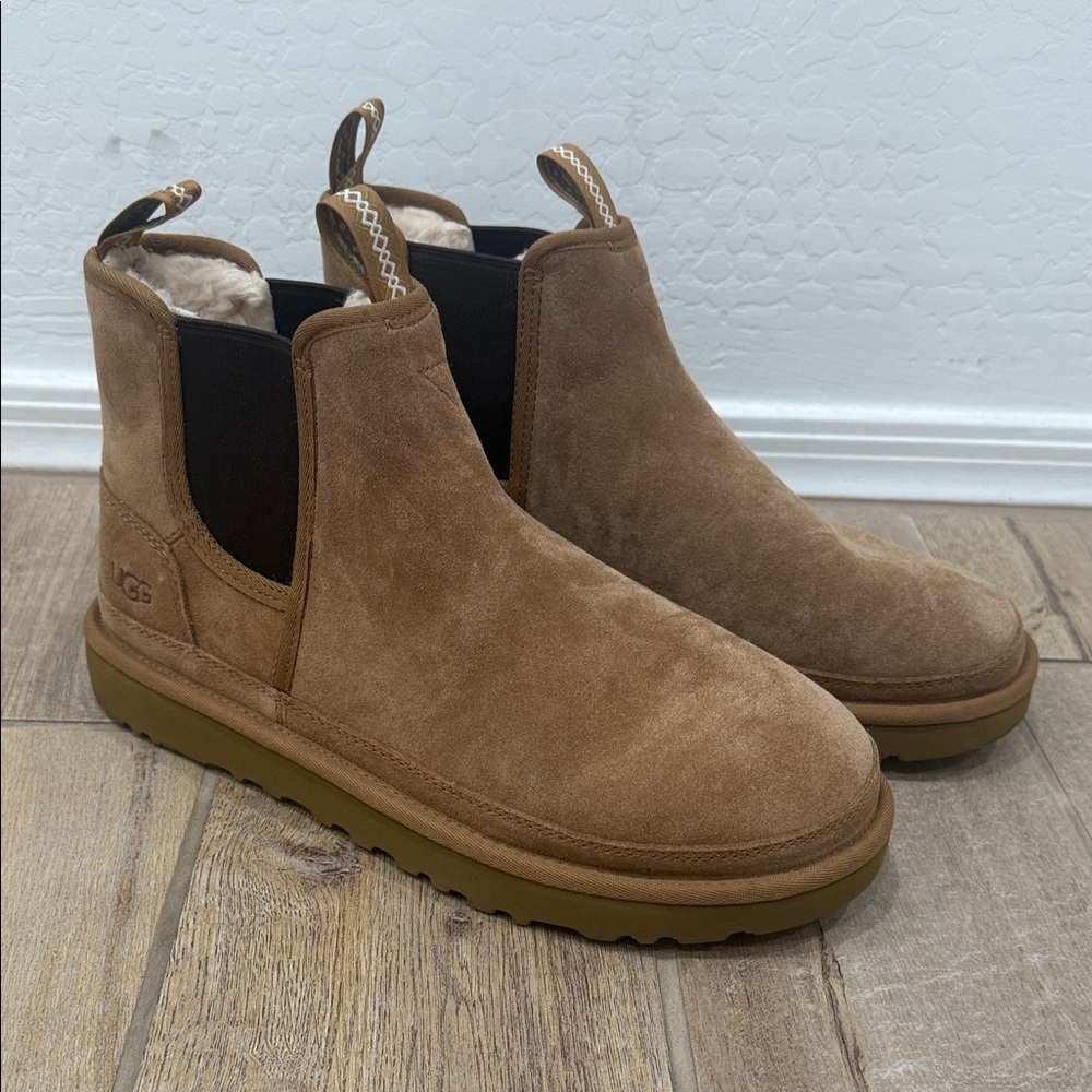 UGG Men's Chestnut Suede Ankle Boots- BRAND NEW!!